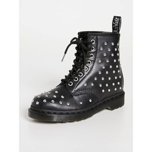 Gently Worn - Dr. Martens Women's / Girls 1460 Stud Wanama Combat Boots